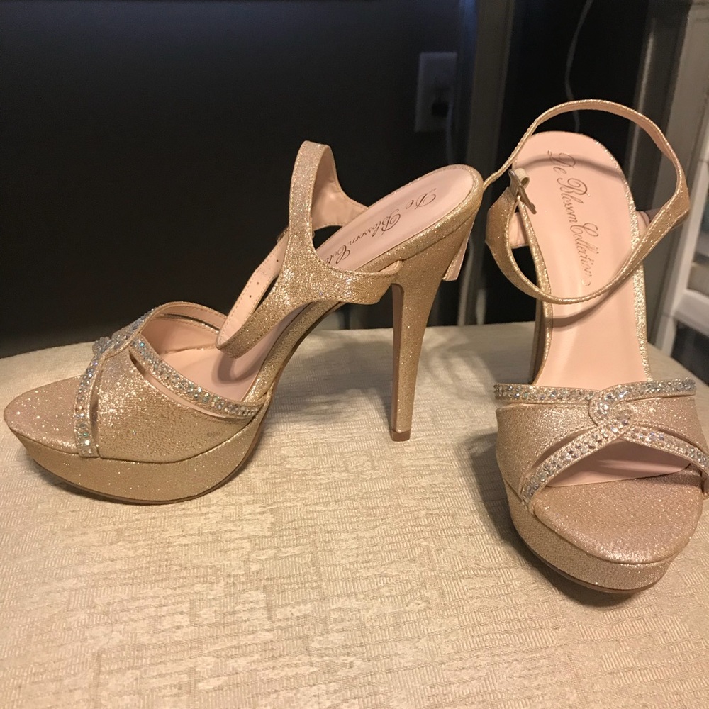 Brand new gold heels